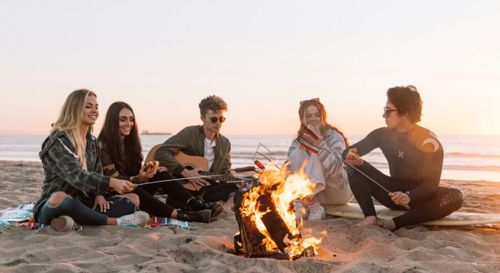 an image of people at a beach meeting at renaissance recovery florida